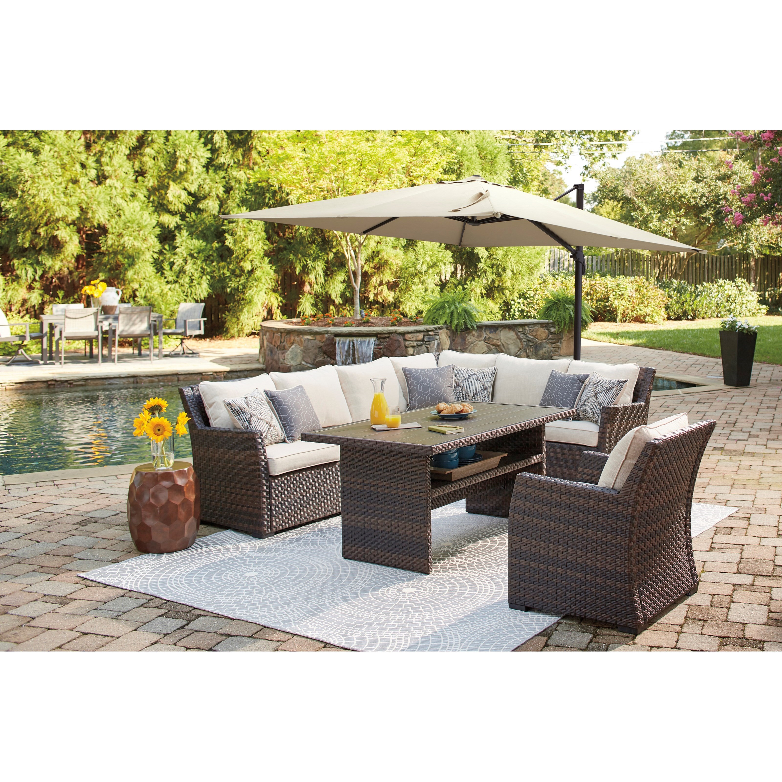 Easy isle store lounge chair